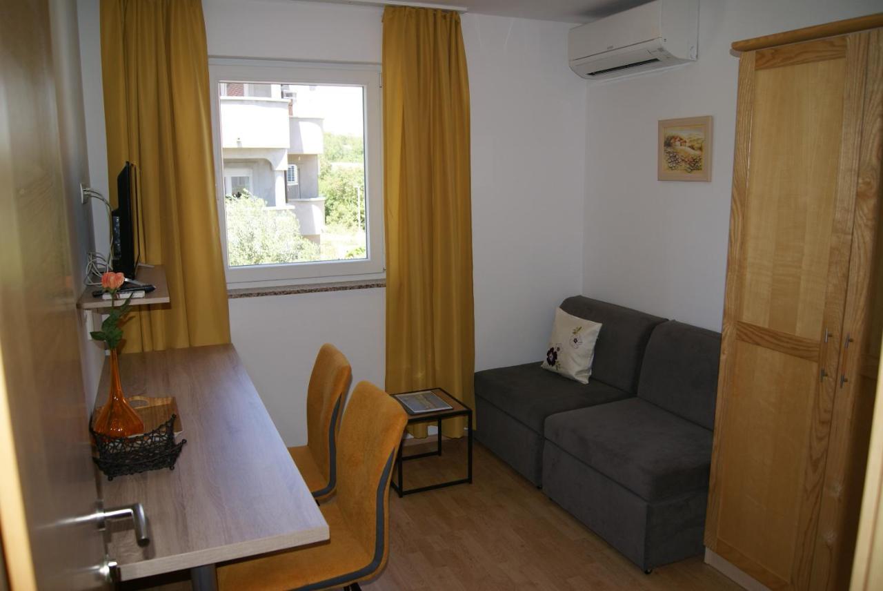 Rooms Magdalena Krk Đảo Krk Ngoại thất bức ảnh